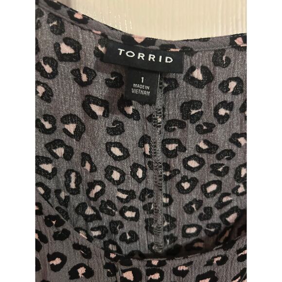 Torrid Top Size 1 - Picture 3 of 6
